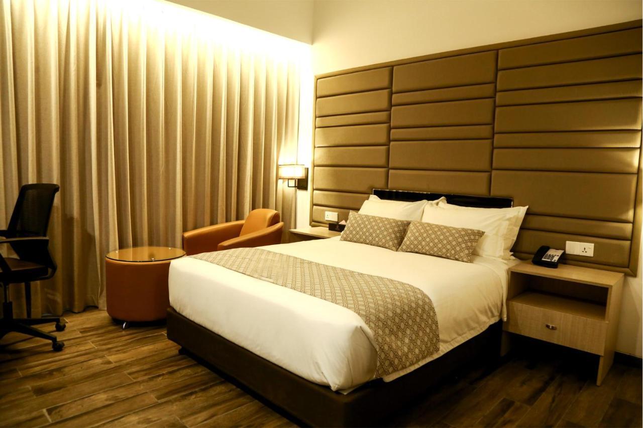 Best Western Sks Chattogram Чіттаґонґ Екстер'єр фото
