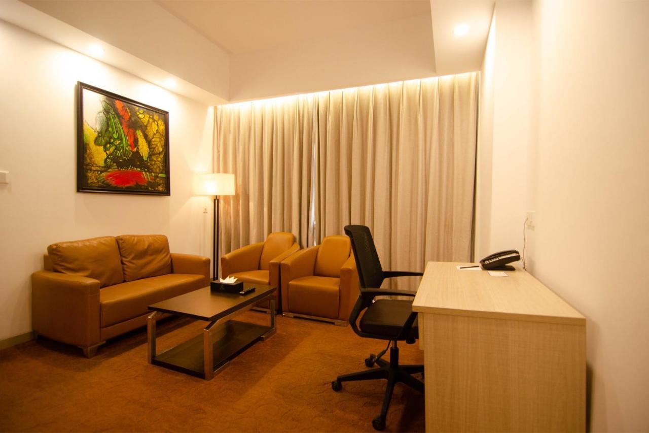 Best Western Sks Chattogram Чіттаґонґ Екстер'єр фото